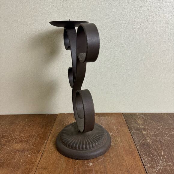 Vintage Cast Iron HEAVY Scroll Detail Single Candle holder MARKED - Picture 6 of 10